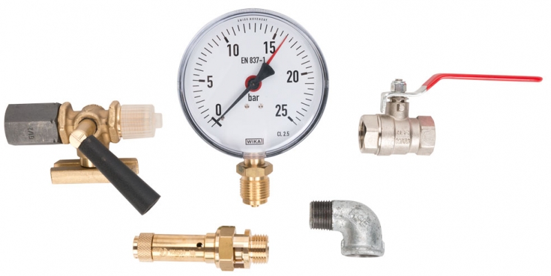 AIRCRAFT SADA ARMATUR PRO NÁDOBY DO 750 L, 1/2", 16 BAR