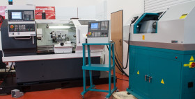 Předváděcí CNC stroje