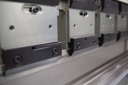 Ohraňovací lis GBP Basic 25100 S