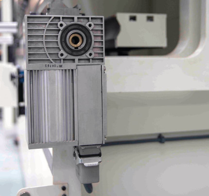 Ohraňovací lis GBP Basic 2065 S