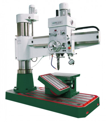 Vyobrazený naklápěcí stůl je volitelné příslušenství.