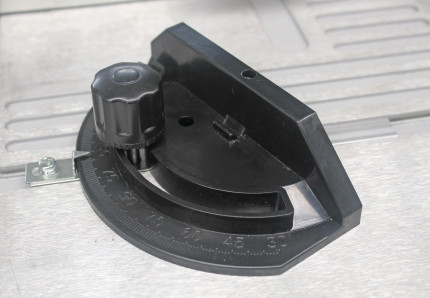 Spodní frézka na dřevo  TF 50 E