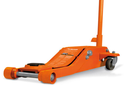 Pojízdný autozvedák SRWH 2000 LF