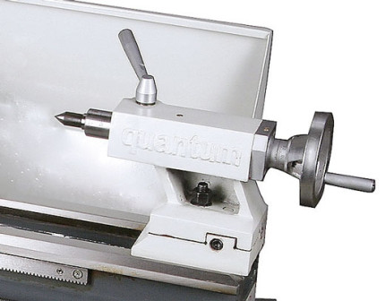 Stolní soustruh D 250 x 550 DC Vario