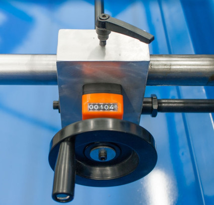 Elektrické tabulové nůžky na plech MTBS 1250-30 E