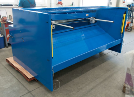 Elektrické tabulové nůžky na plech MTBS 1250-30 E