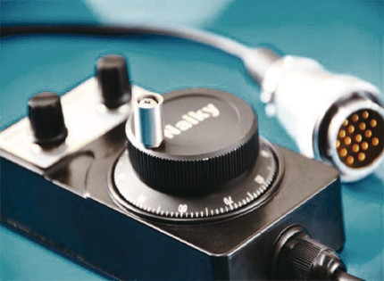 CNC soustruh Numco iKC 6 A