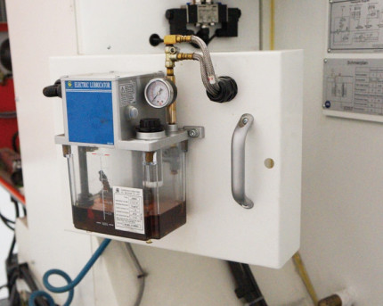 CNC obráběcí centrum OPTImill F 150 (16 pozic)