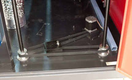 Gravírovací a řezací CO<sub>2</sub> laser Numco E 6090