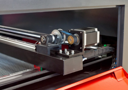 Gravírovací a řezací CO<sub>2</sub> laser Numco E 6090
