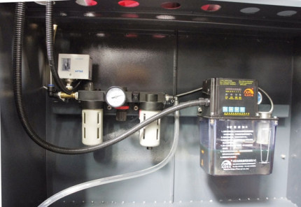 CNC frézka OPTImill F 105