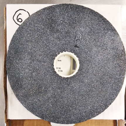 Brusný kotouč K 36 / Ø 175 × 25, Ø 32 mm