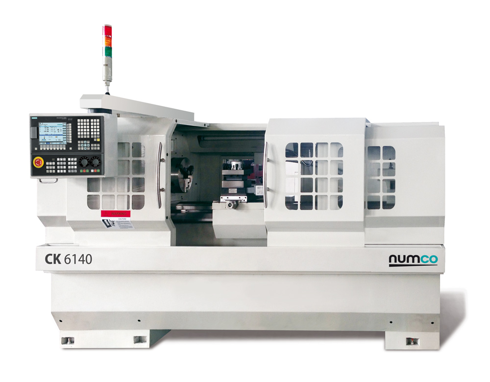 NUMCO CNC soustruh Numco CK 6132 × 750 s manuálním sklíčidlem